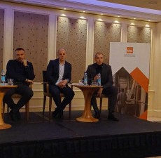 ЗВОРОТНІЙ ЗВ’ЯЗОК З ГРОМАДЯНАМИ – ВАЖЛИВА СКЛАДОВА РОЗРОБКИ ЕФЕКТИВНИХ МЕХАНІЗМІВ ЖИТЛОВОЇ ПОЛІТИКИ